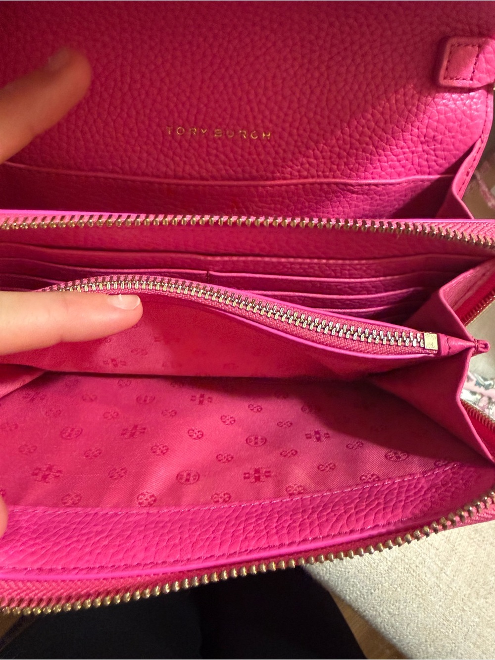 Tory Burch Hot Pink Pebbled Leather Crossbody - Picture 8 of 8